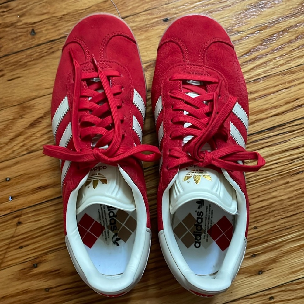 Adidas Gazelle- Red - near new - size 7 W